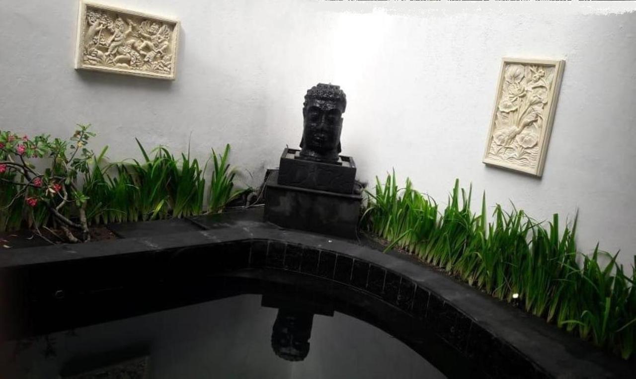 Cozy Residence Wedasari Bali Denpasar Exteriör bild