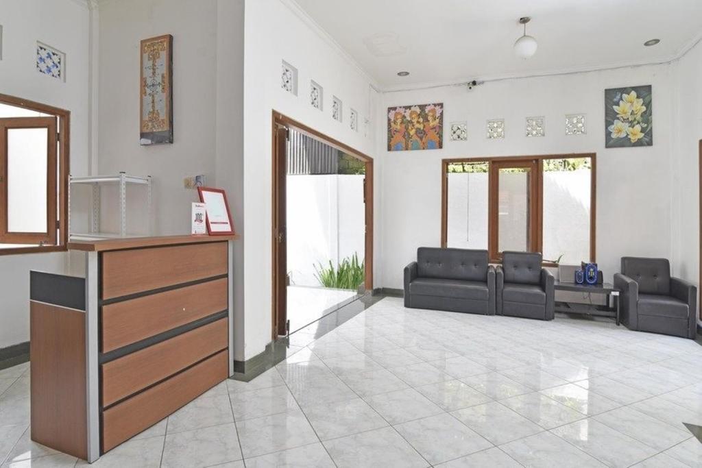 Cozy Residence Wedasari Bali Denpasar Exteriör bild